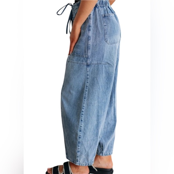 Patch Pocket Drawstring Waist Barrel Jeans - Picture 3 of 3